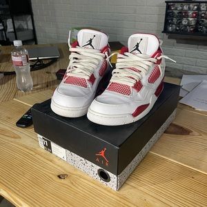 Jordan retro 4 Alternate 89 size 11 with org box 100% authentic